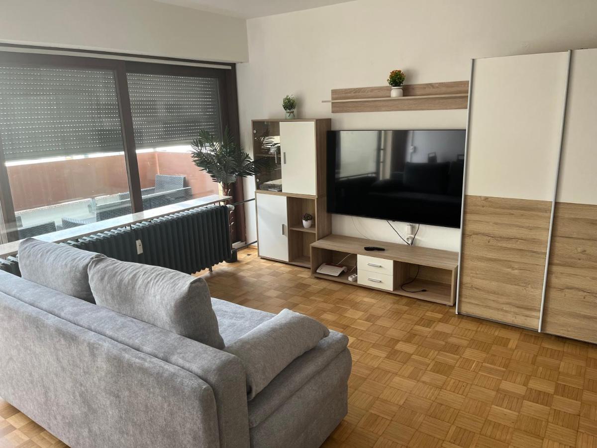 Apartment Naehe Hauptbahnhof Und Innenstadt Wurzburg Luaran gambar