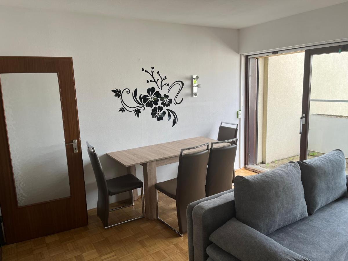 Apartment Naehe Hauptbahnhof Und Innenstadt Wurzburg Luaran gambar